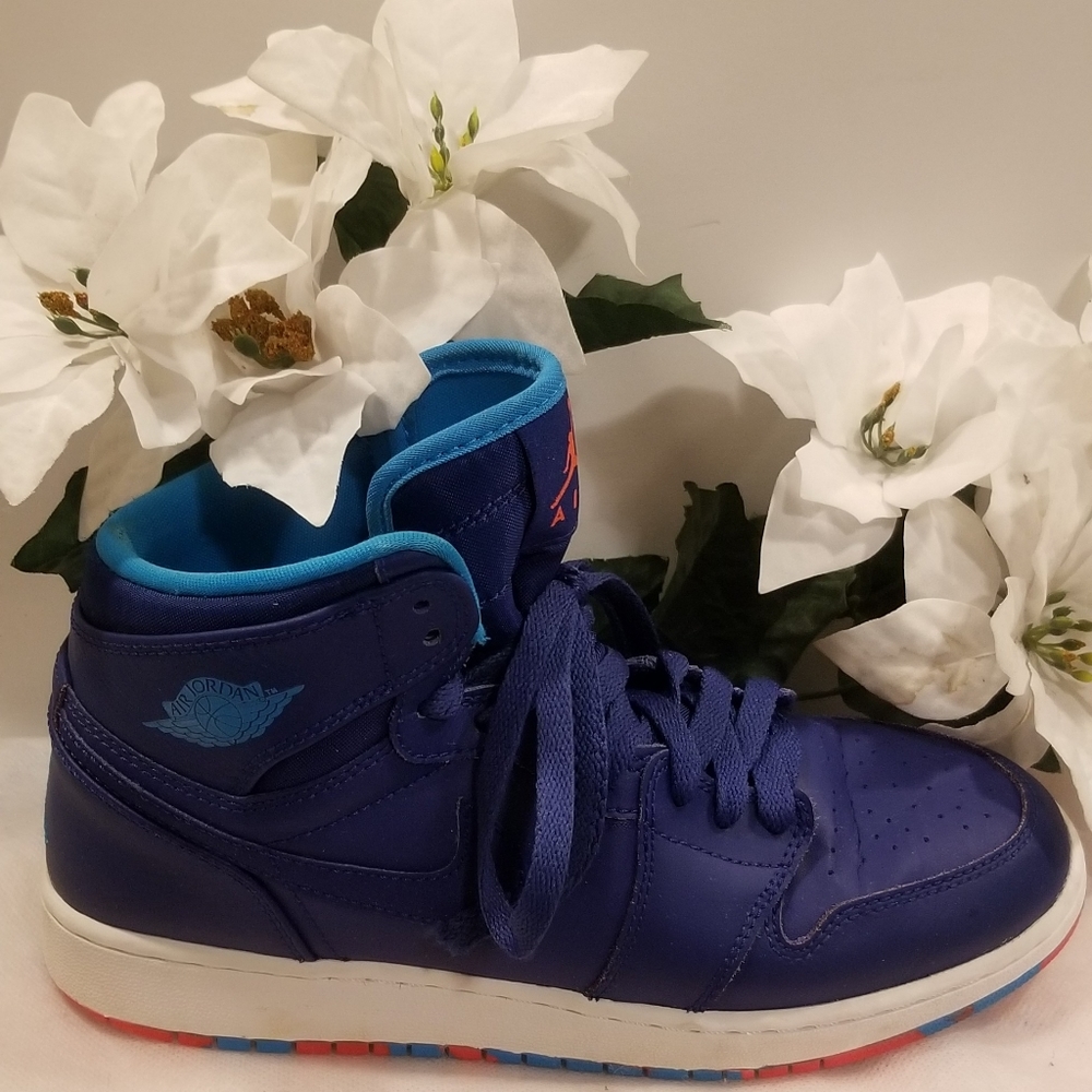 Nike Air Jordan 1 mid (Youth)